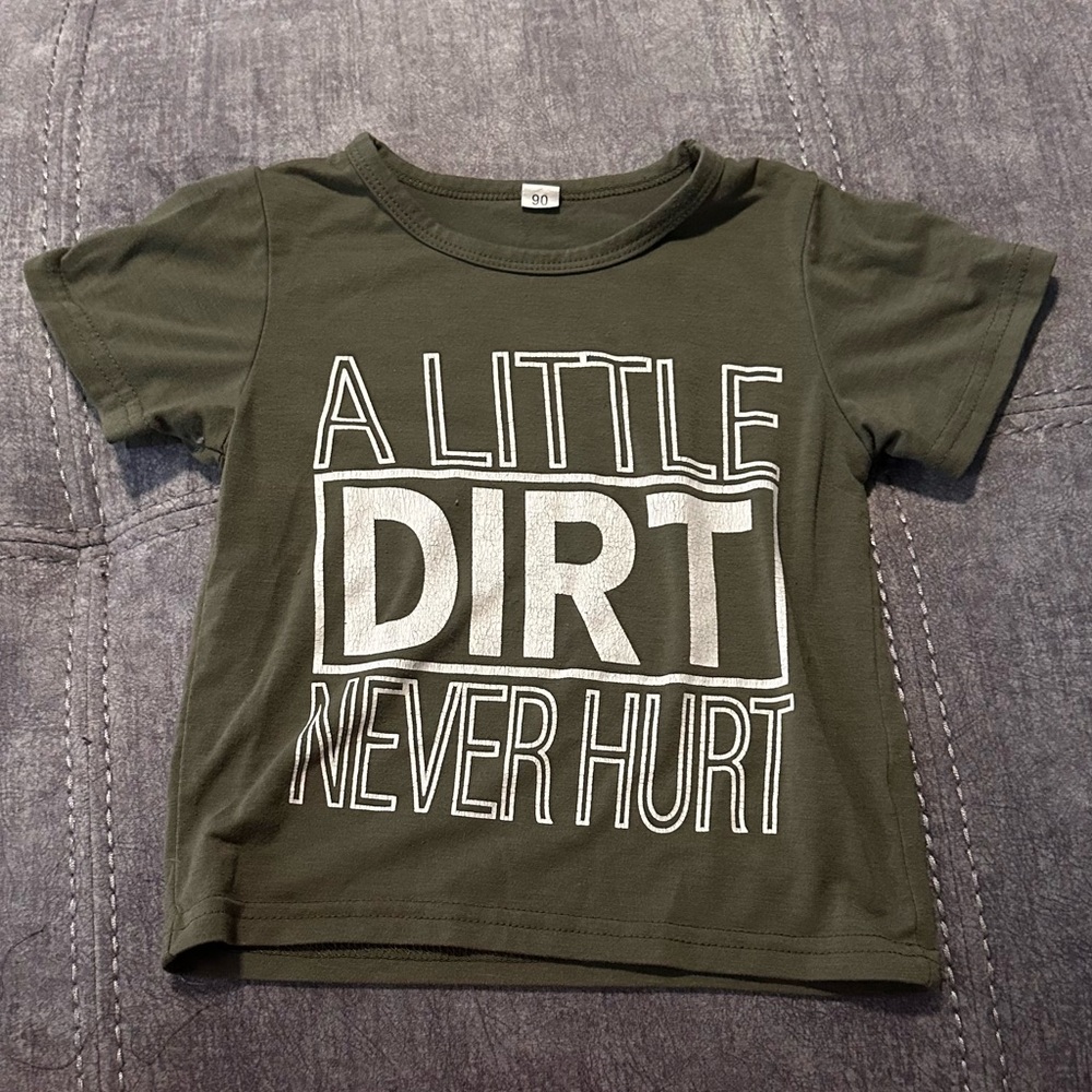 Green Short Sleeve Tee with Bold Graphic